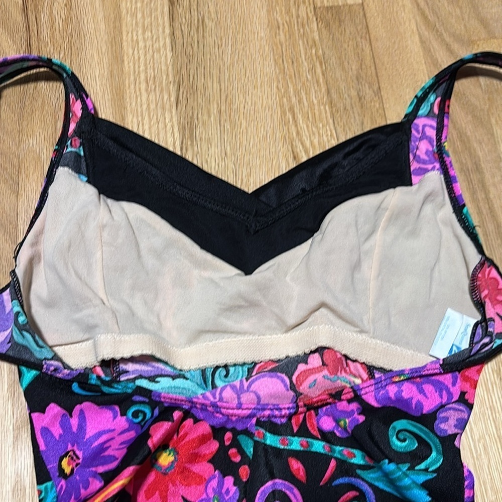 Sea Queen Vintage Made in Canada Size 8 Floral One Piece Swimsuit - Picture 4 of 7